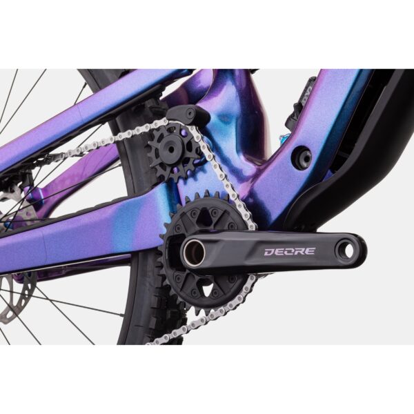 Cannondale Jekyll 2 täysjousitetun maastopyörän keskiö