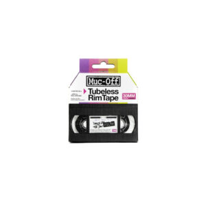 30 mm leveän pinkin Muc-Off vanneteipin myyntipakkaus