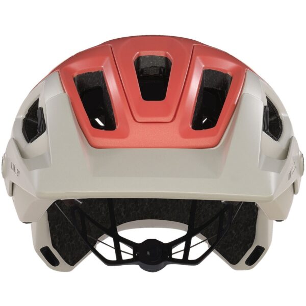 Beige/punainen Oakley DRT5 Maven MIPS pyöräilykypärä edestä kuvattuna