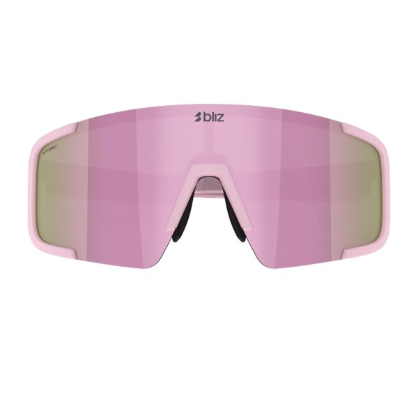 Bliz P003 Matte Pink Pink urheilulasit edestä kuvattuna sangat kiinni