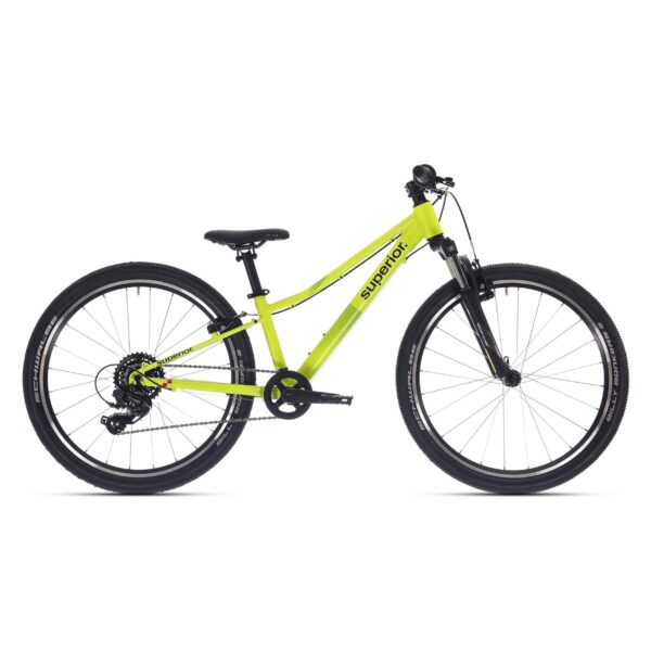 Keltainen Superior Racer 24 lasten maastopyörä sivusta kuvattuna